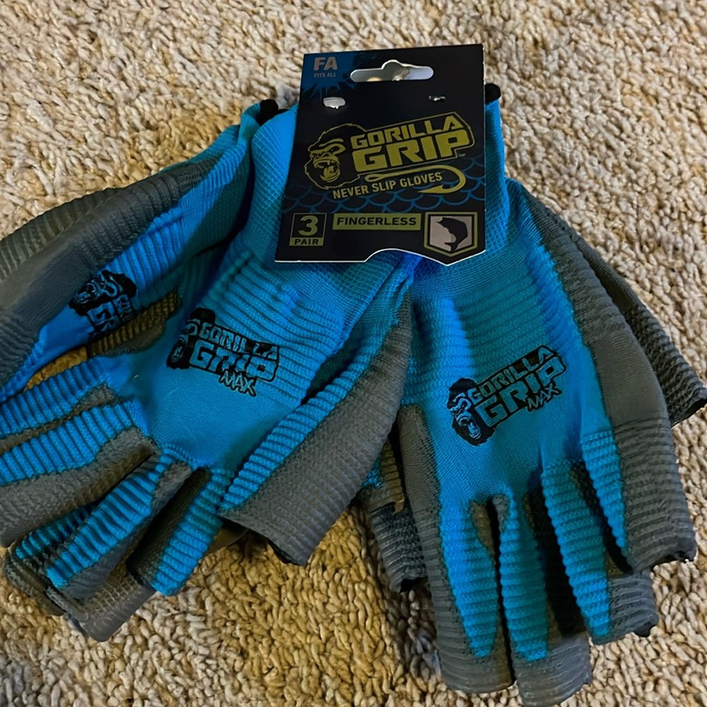 Gorilla grip never slip fingerless fishing gloves 3 pair